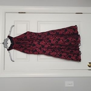 Black and red Morgan & Co halter dress. Size 7/8